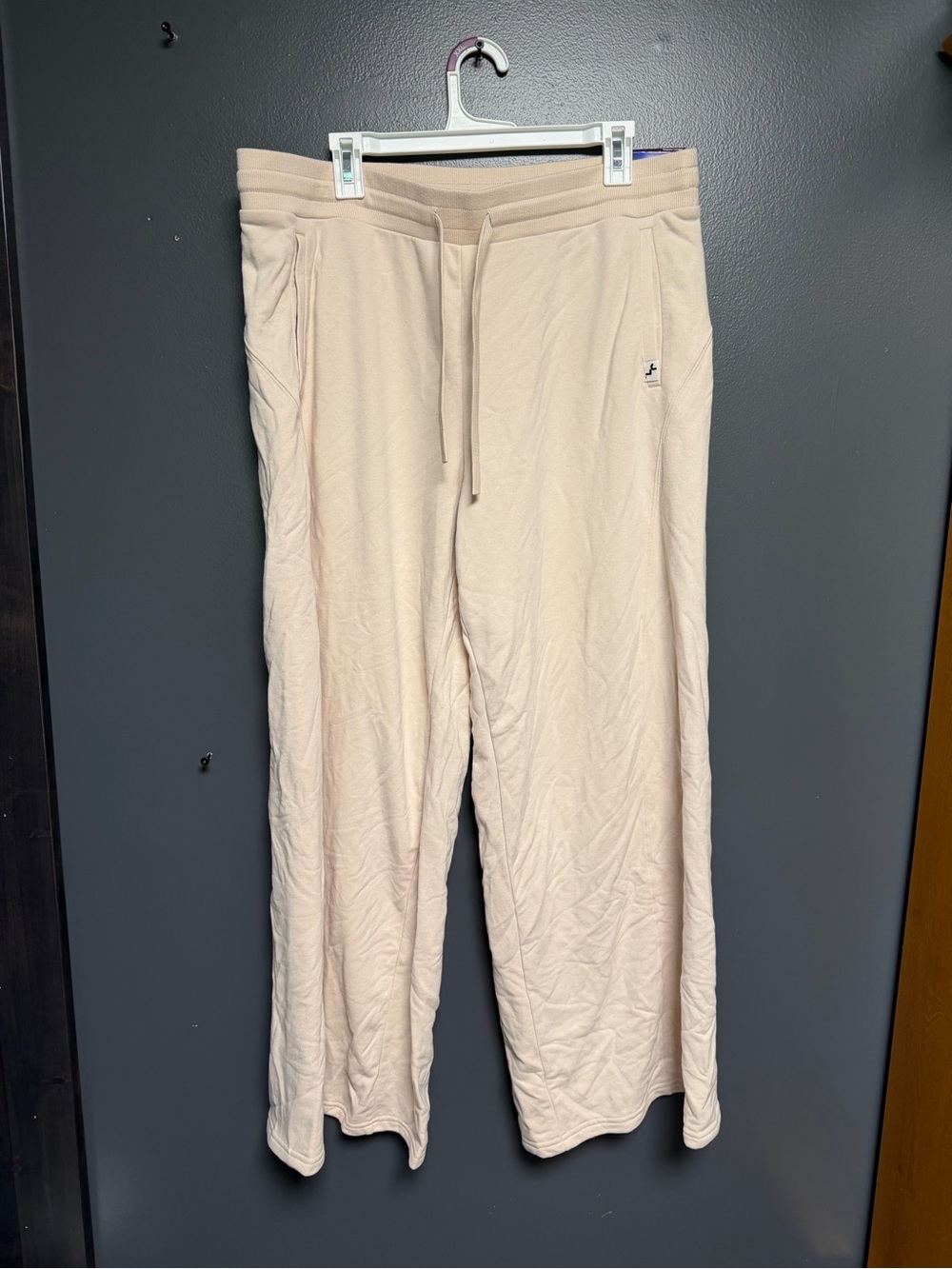 NWT JoyLab Women’s Medium Rise Wide Leg Regular Length Pants Ivory Size XL